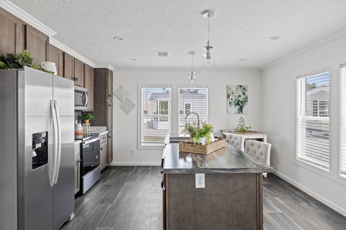 Seascape kitchen home features