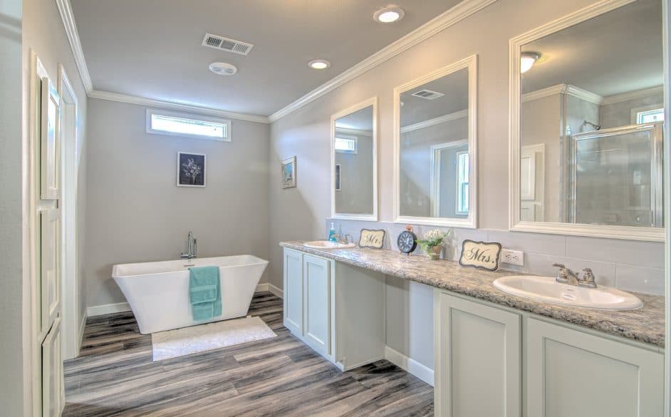 Magnolia 6360 bathroom home features