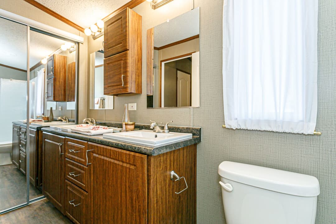 Heritage h-1872-32a bathroom home features