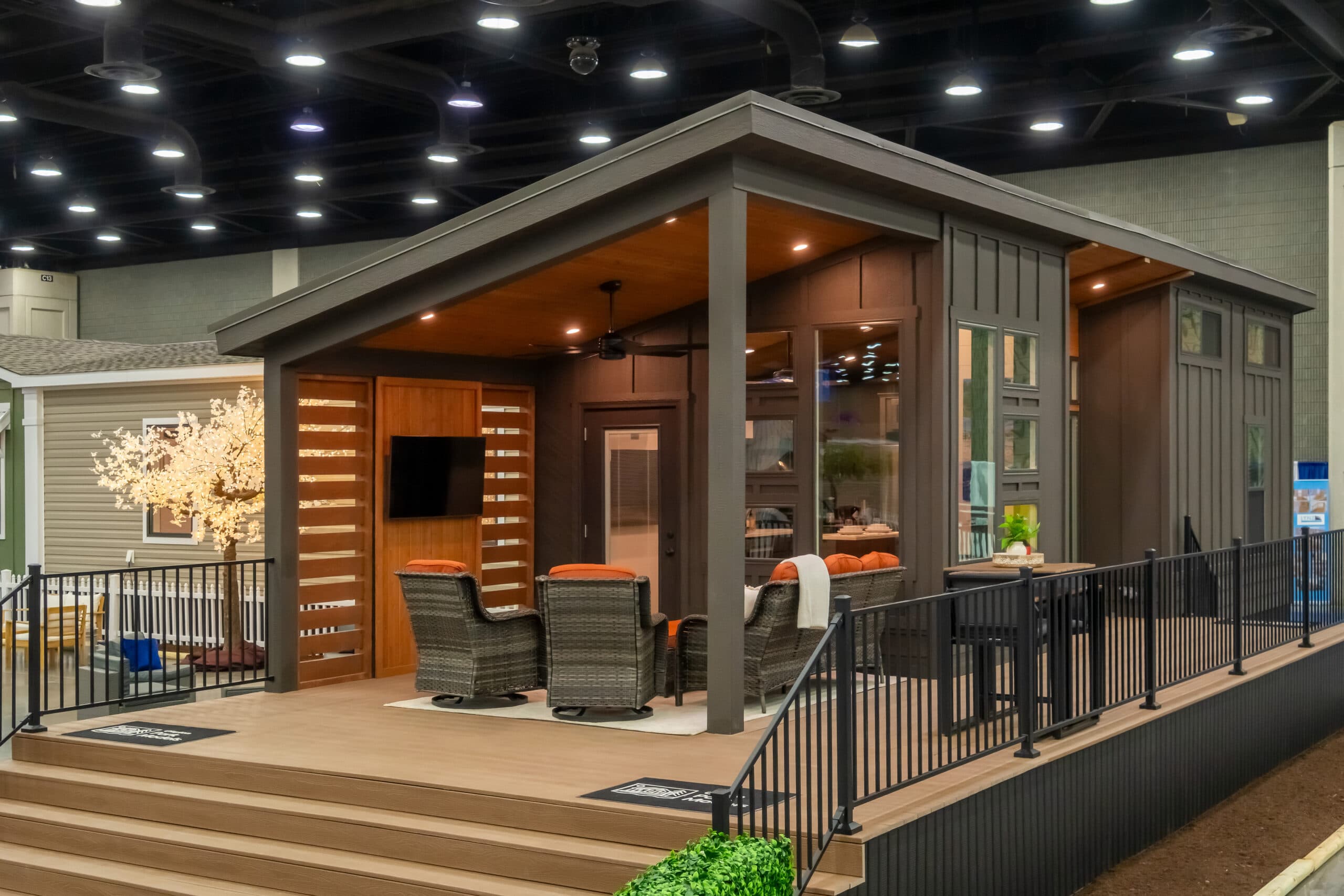 Skyway hero, elevation, and exterior home features
