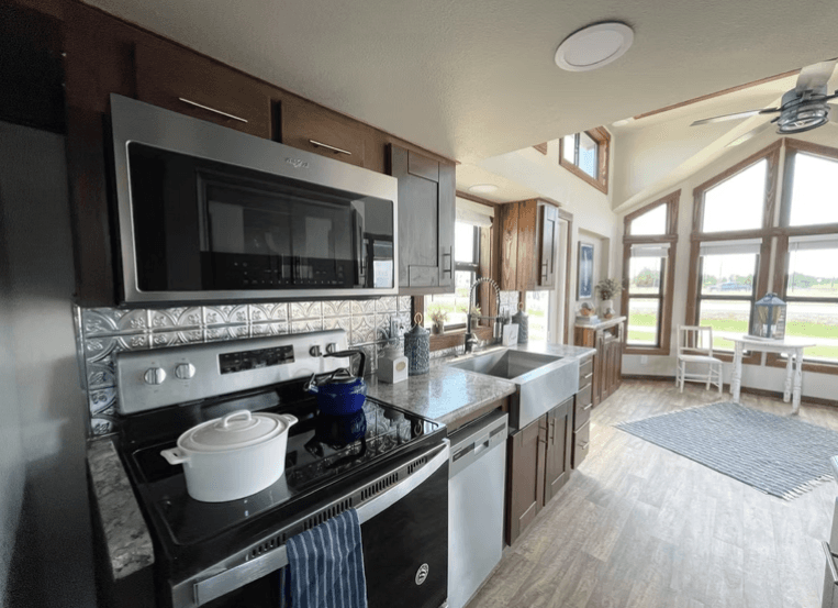 Bayside kitchen home features