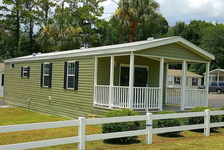 Vacation cottage hero, exterior, and elevation home features