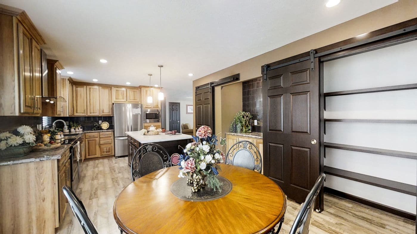 The durango 185035 interior home features