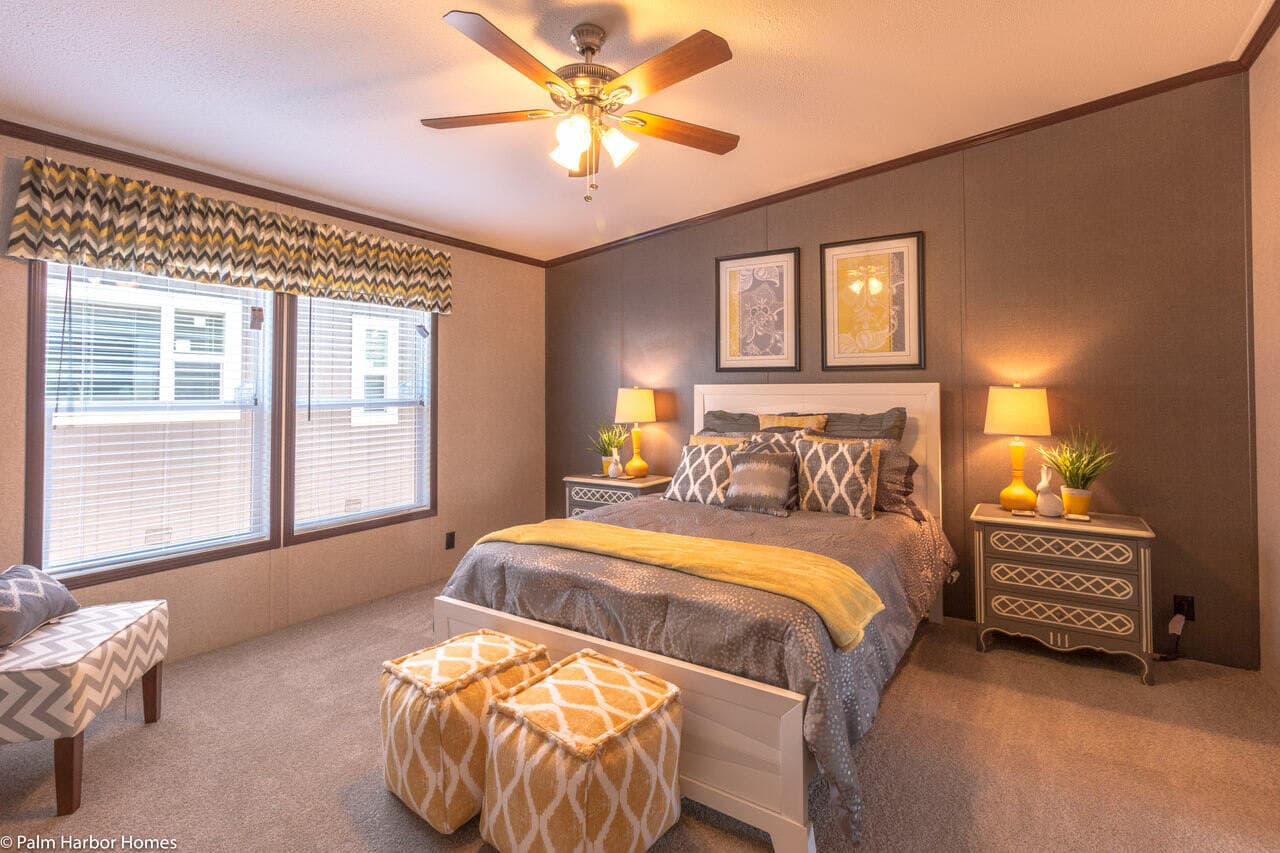 Arlington 30523a bedroom home features