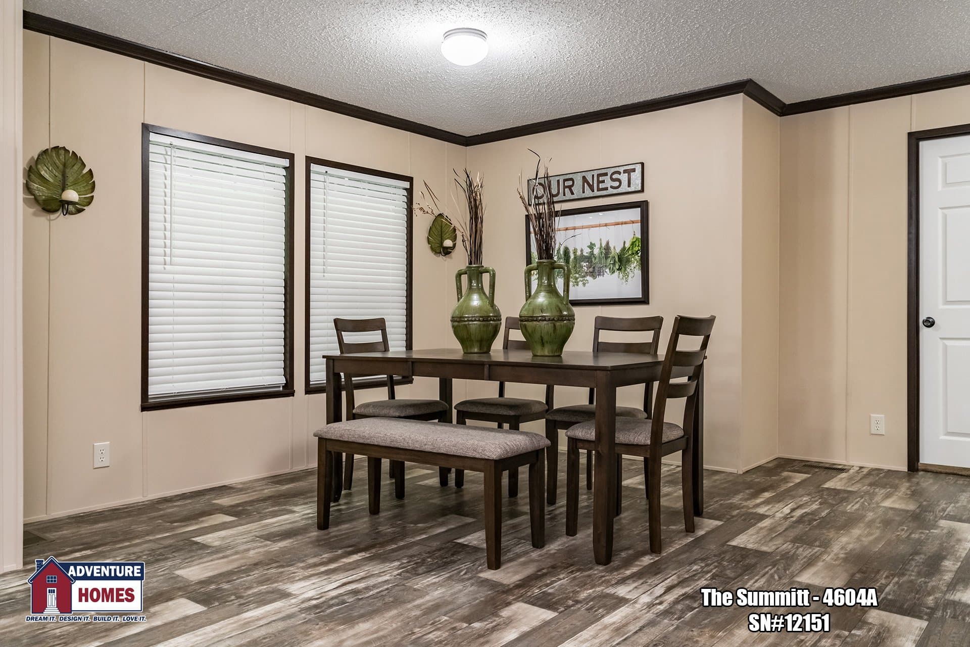 Summitt | 4604a interior home features