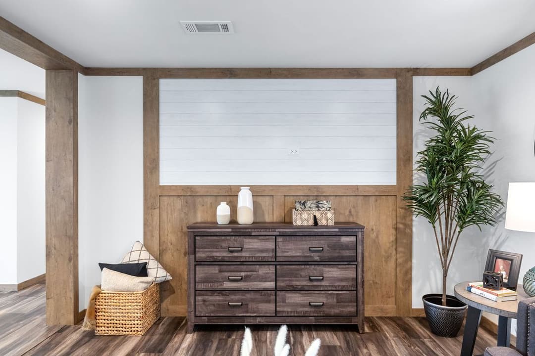 Farm 3 flex interior home features