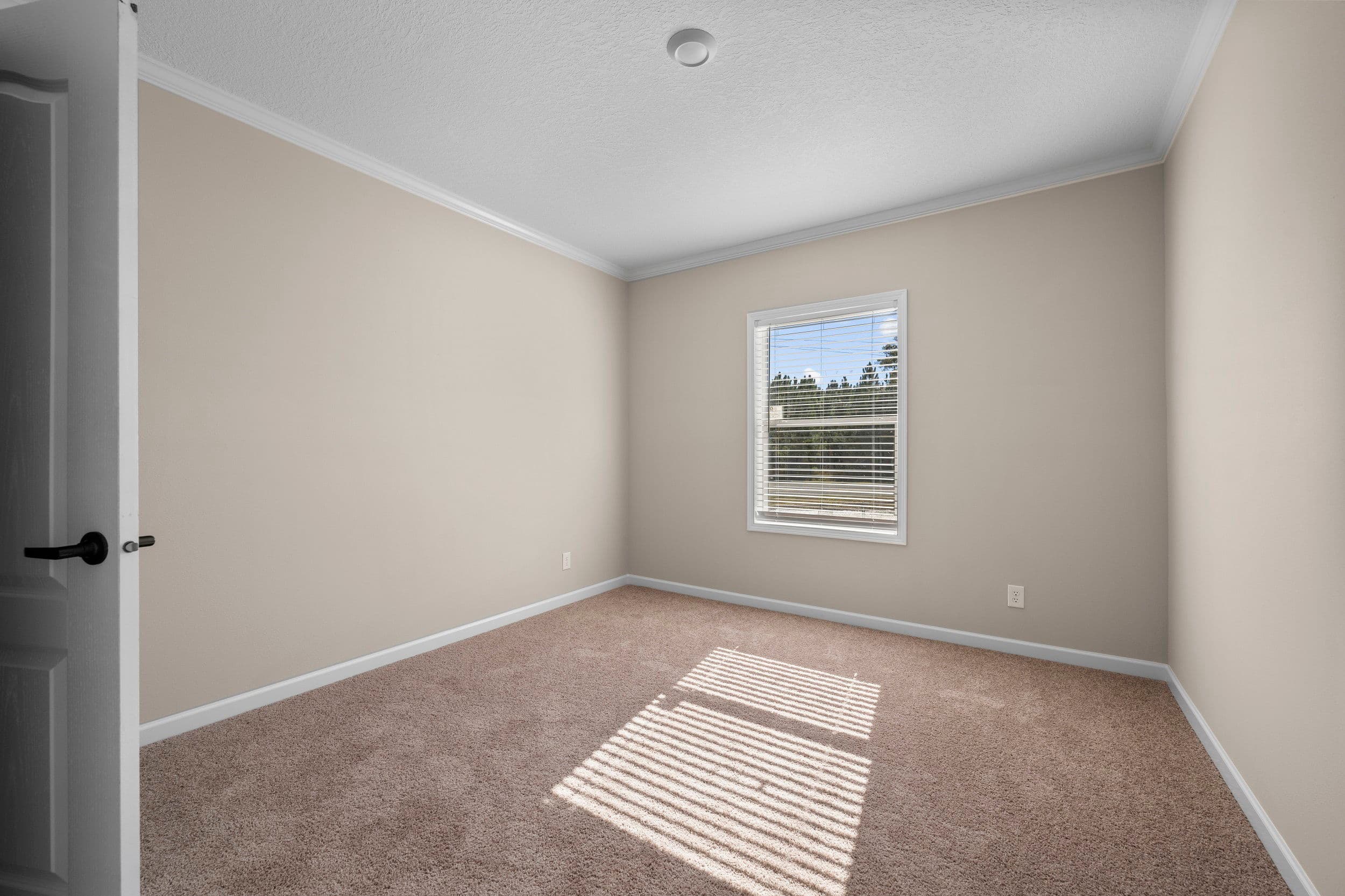 Covington bedroom home features