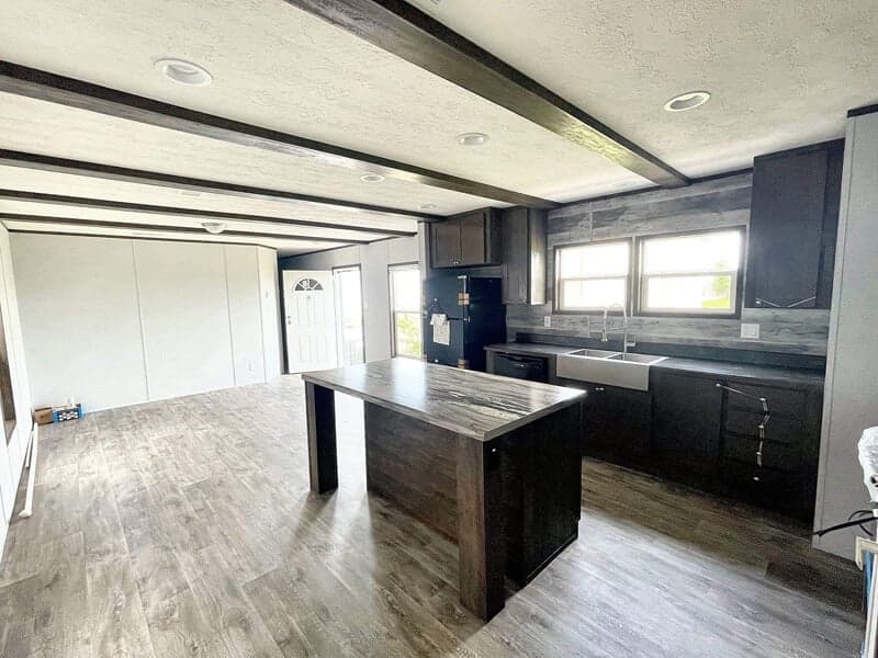 The declaration  kitchen and hero home features