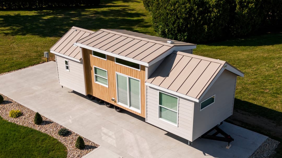 Eldorado 9092 elevation and exterior home features