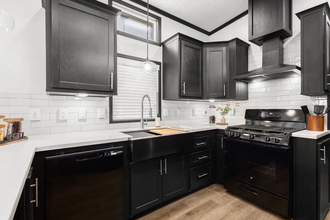 Canadian eldorado 9019 kitchen home features