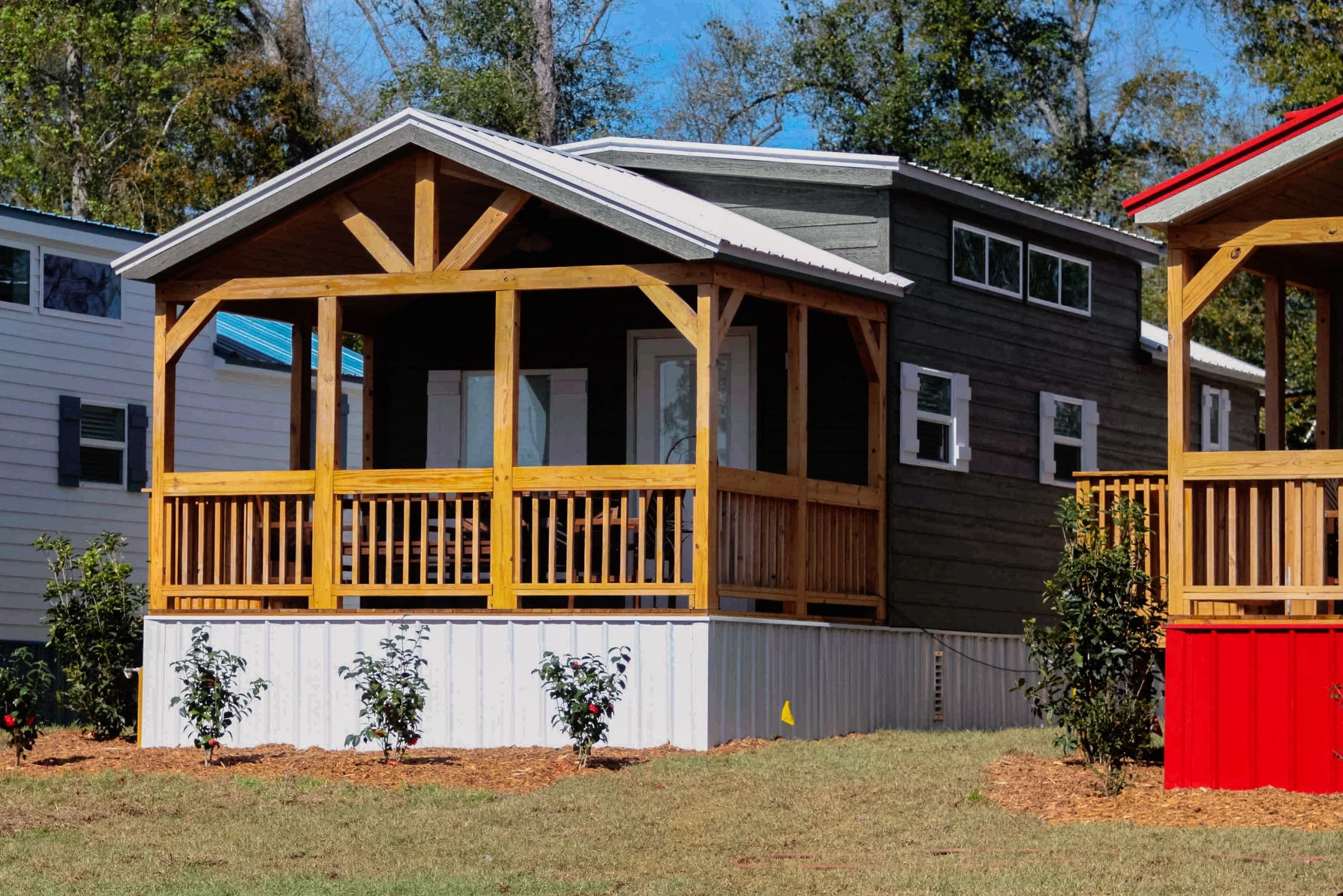 Trailhead| 4b 126 hero and exterior home features