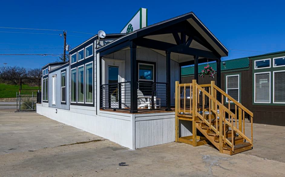 Starling d44ep8 elevation and exterior home features