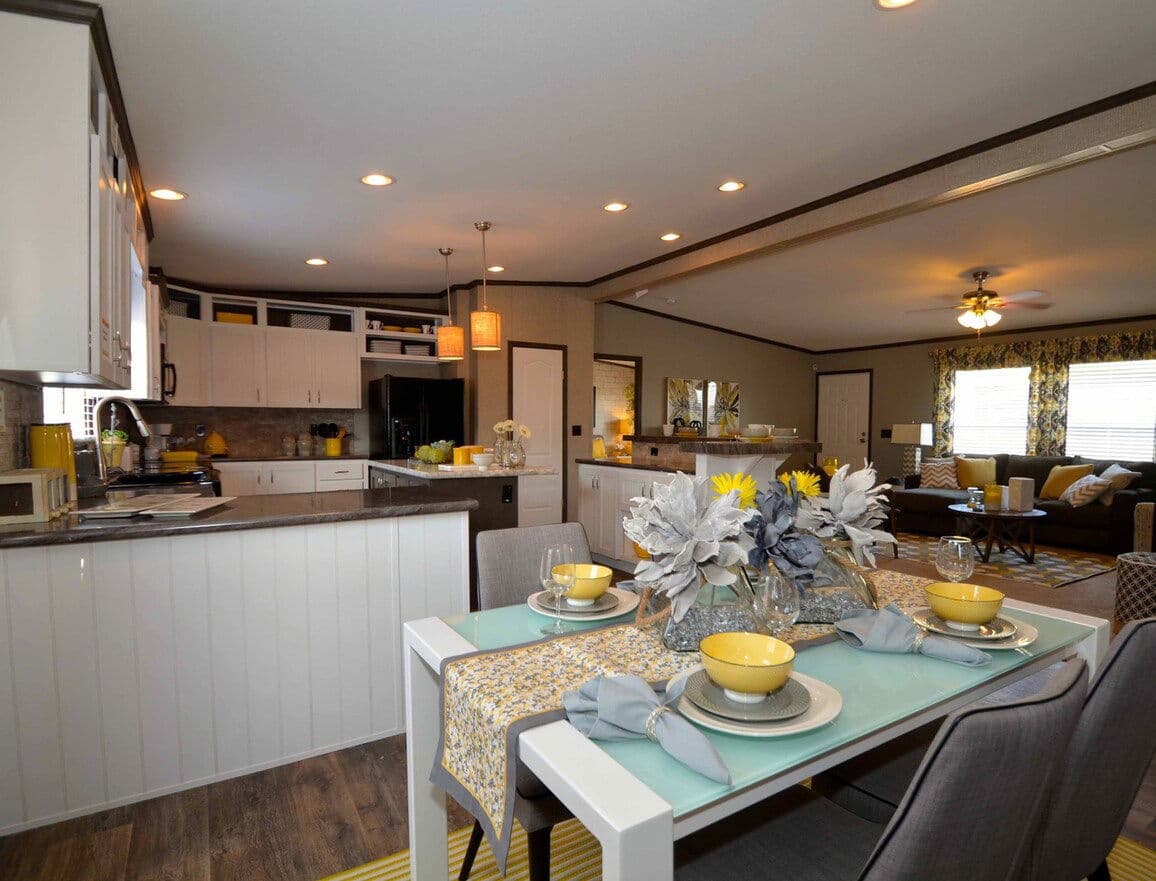 Benbrook 30644b interior home features