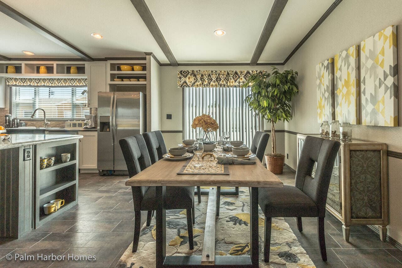 Carrington 30764c interior home features