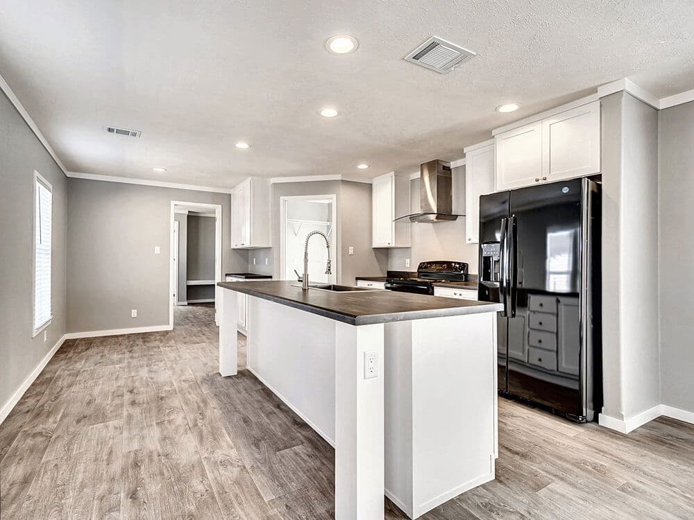 The tony kitchen home features