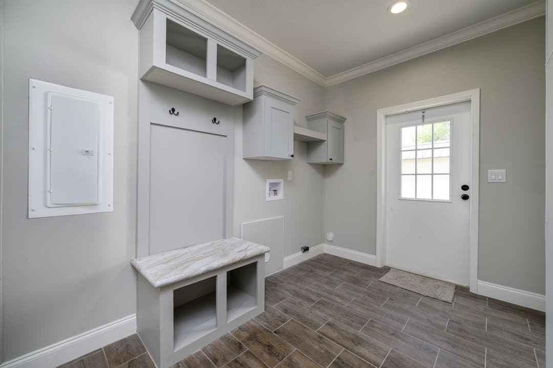 Key largo interior home features