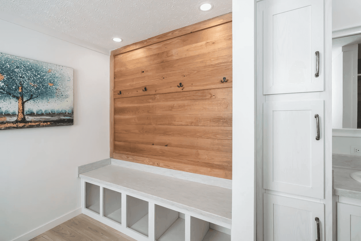 The chickasaw interior home features