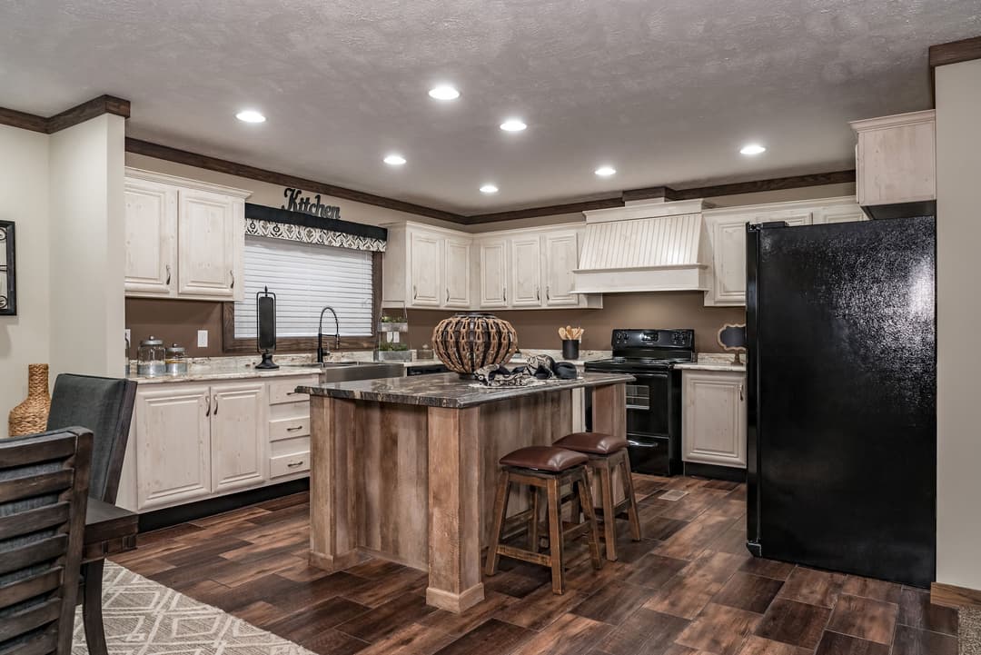 Md-39-32 kitchen home features