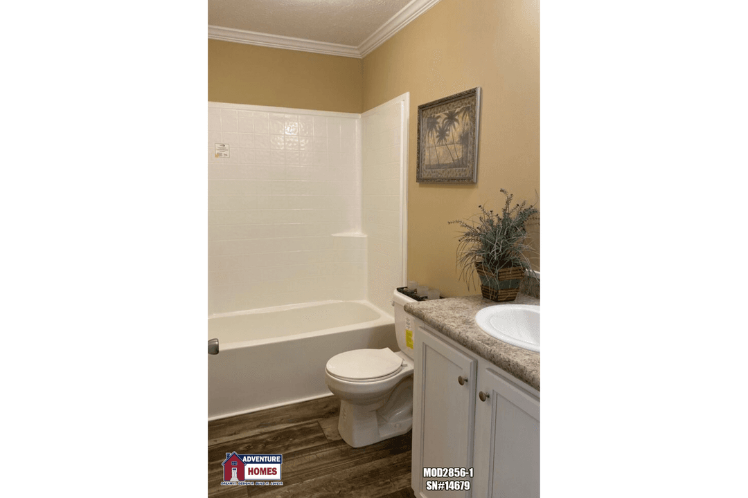 Mod2856-1 bathroom home features