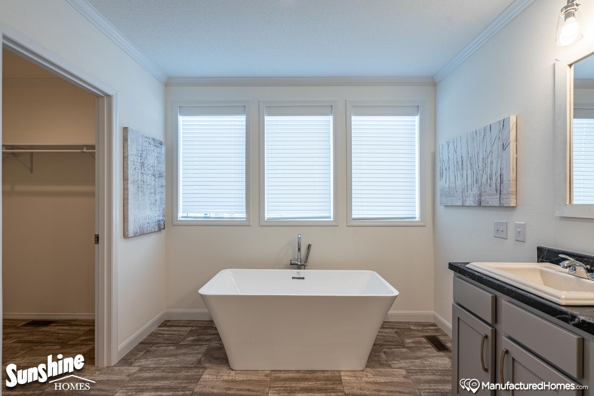 Pri3270-2024 bathroom home features