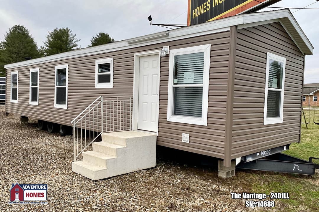 Vantage | 2401ll elevation and exterior home features