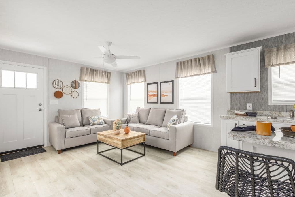 Blazer select ts1035-p hero and interior home features