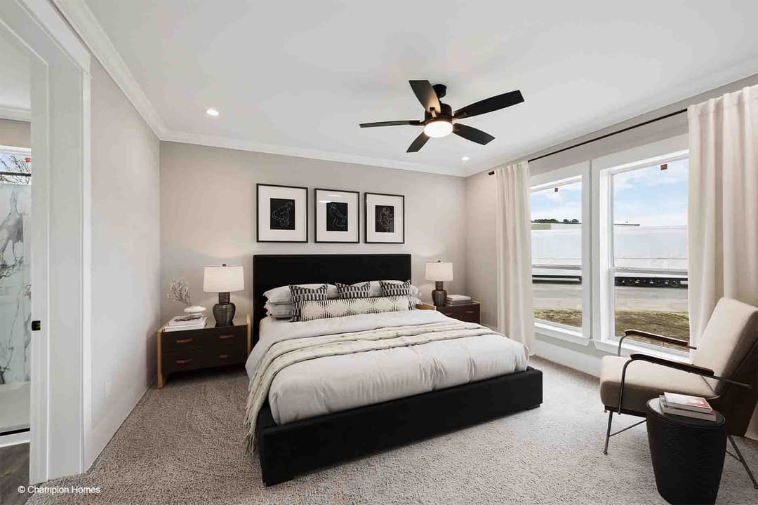 Cameron i 3252-01 bedroom home features