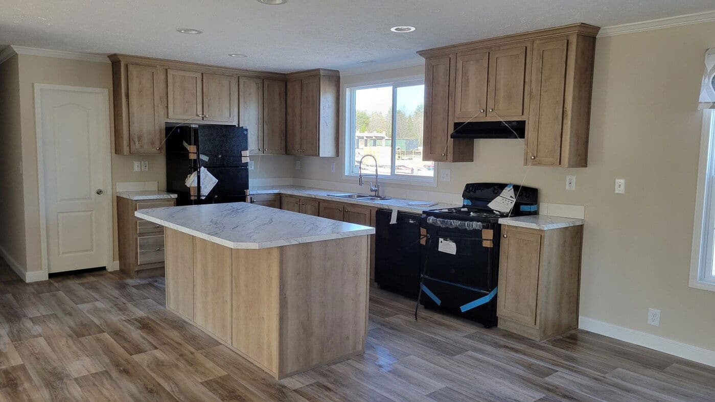 Cavco 32684c kitchen home features