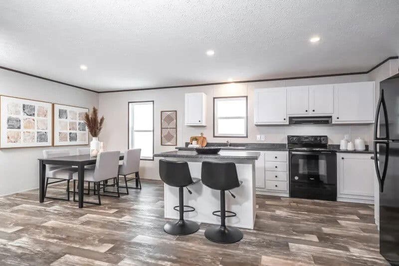 Churchill kitchen home features