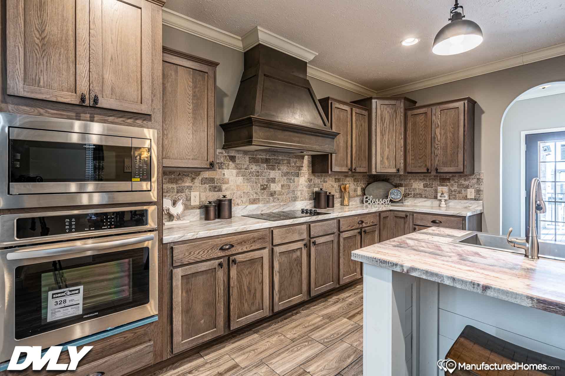 Briarritz kitchen home features