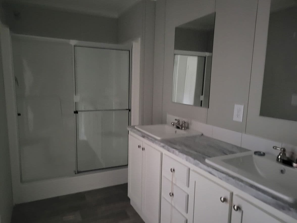  berkshire 16763p bathroom home features