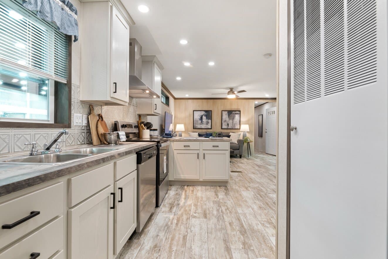 Tesla 24523 kitchen home features