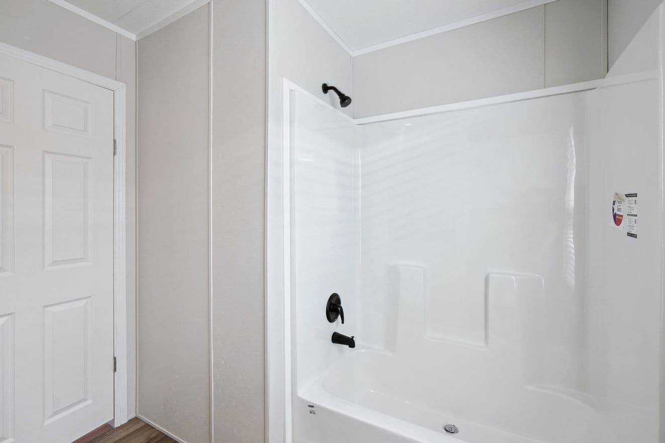 Valor 16763n bathroom home features