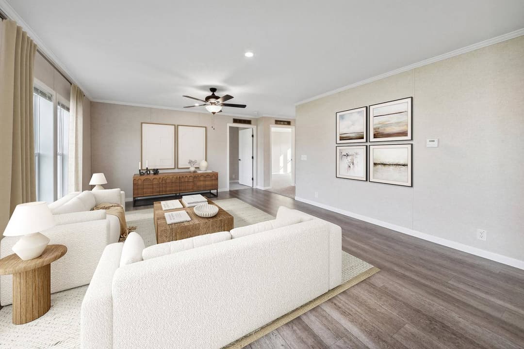 D630 interior home features