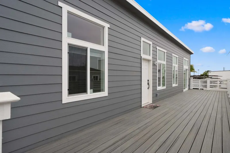 Bd 04 (4424) elevation and exterior home features