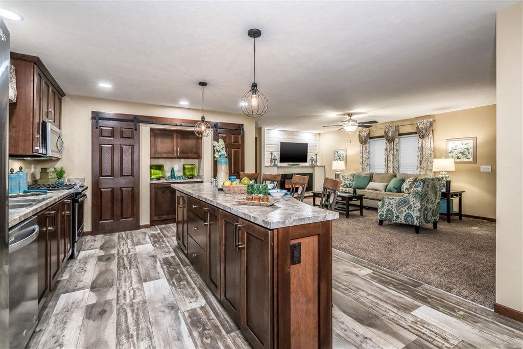 Limited 3 kitchen home features