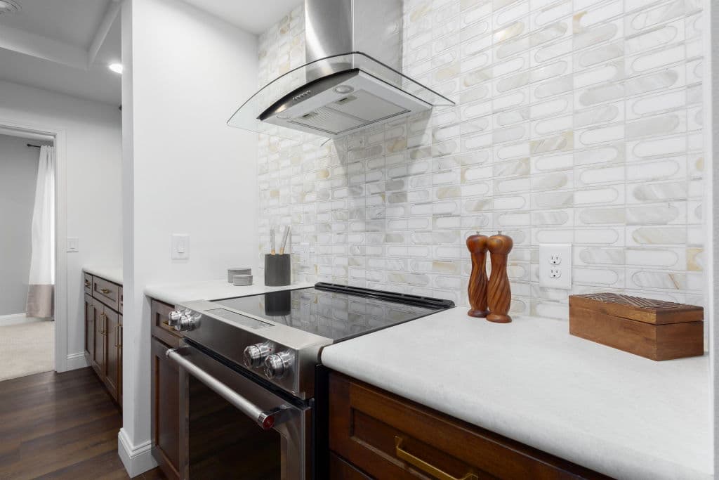 Ultra ranch 2p2460-x kitchen home features