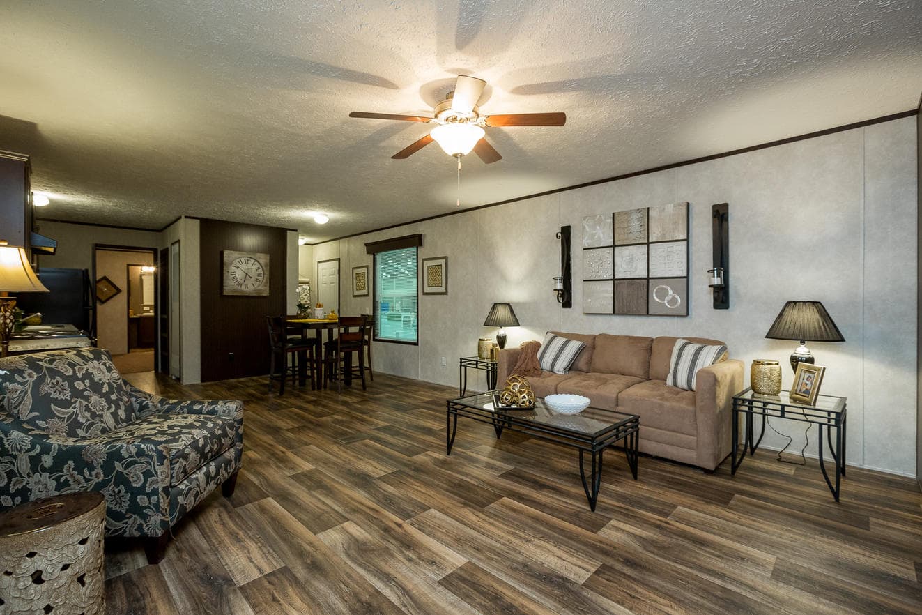 Eldora 188500 interior home features