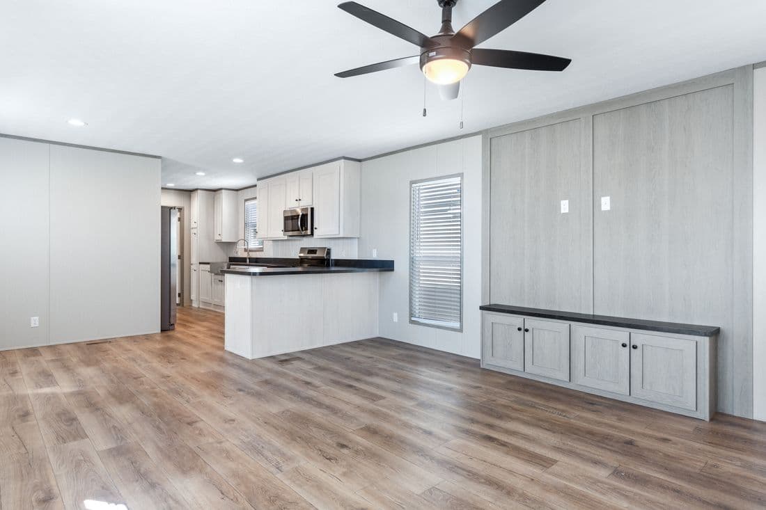 Resolution 16763k interior home features