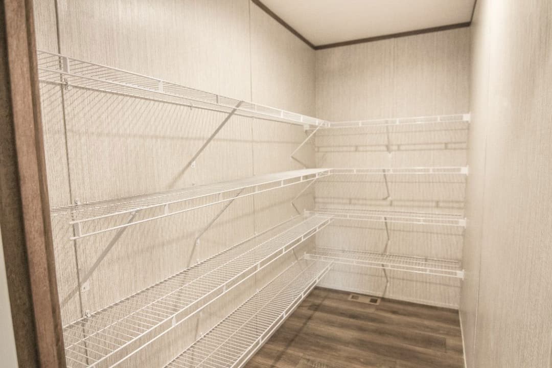 Blazer elite ranch td1302-p interior home features