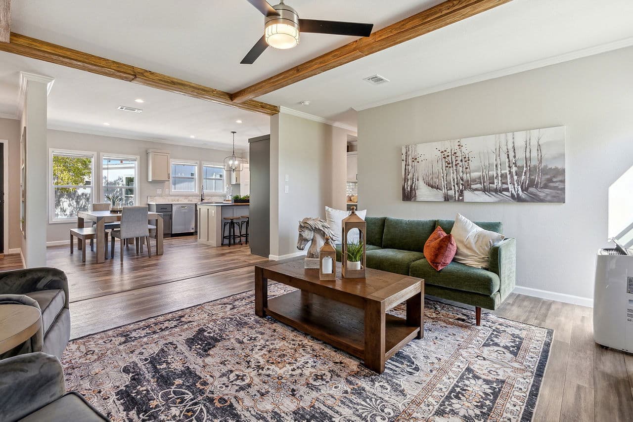 Innovation 3268h interior home features