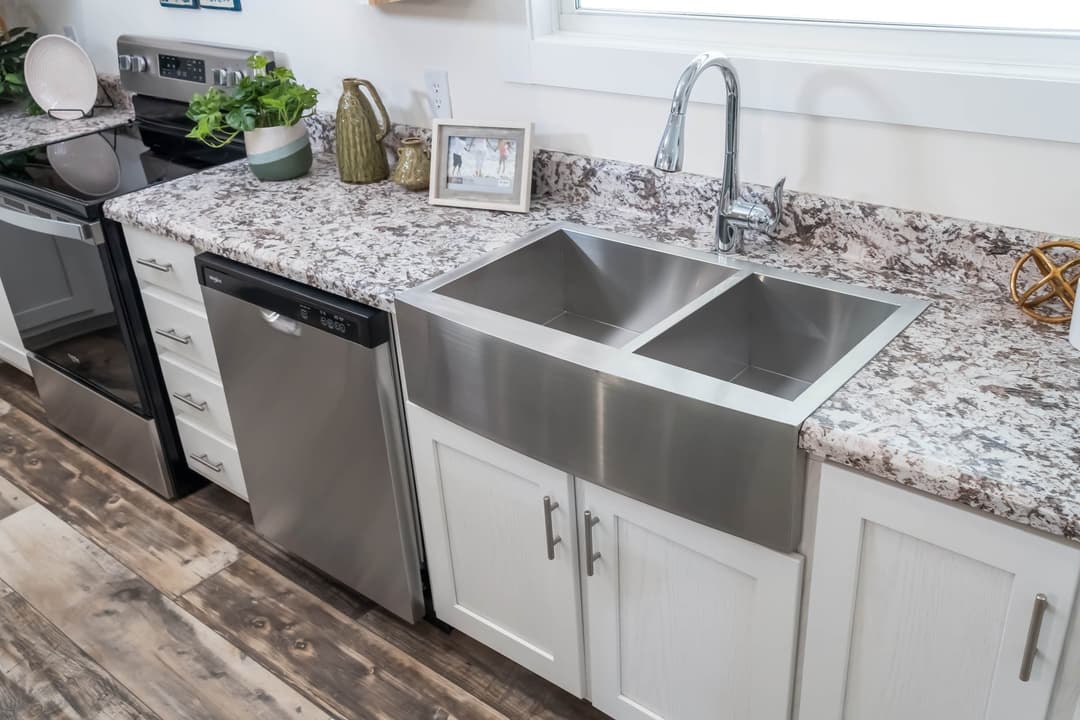 Milo kitchen home features