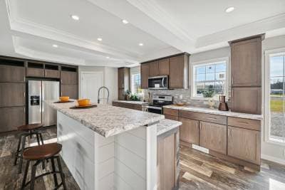 Pinot hero and kitchen home features