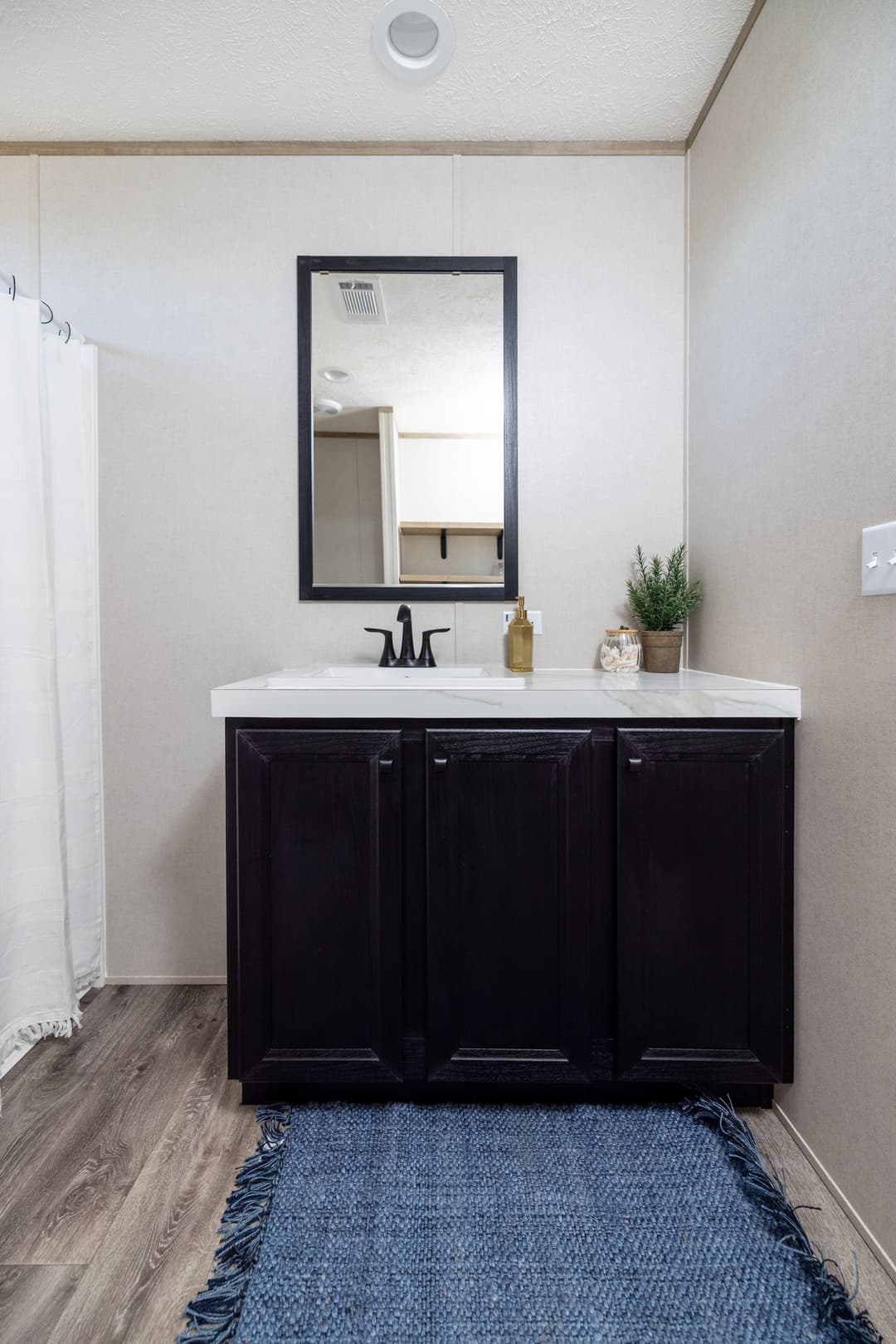 Sterling anniversary bathroom home features