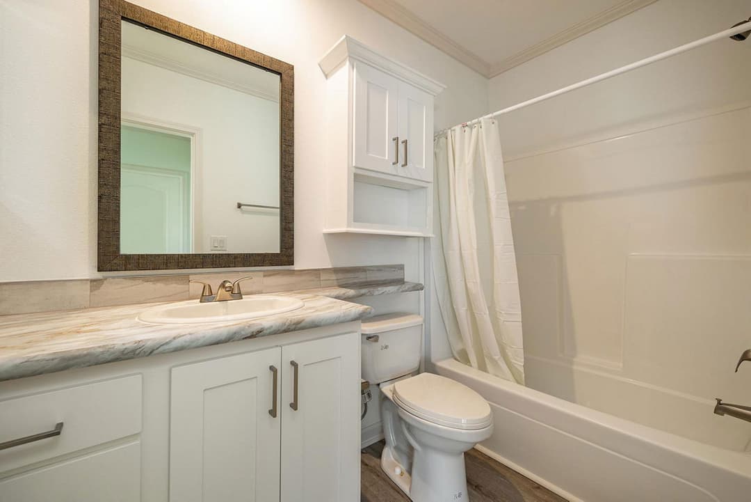 Silver springs 5360 bathroom home features