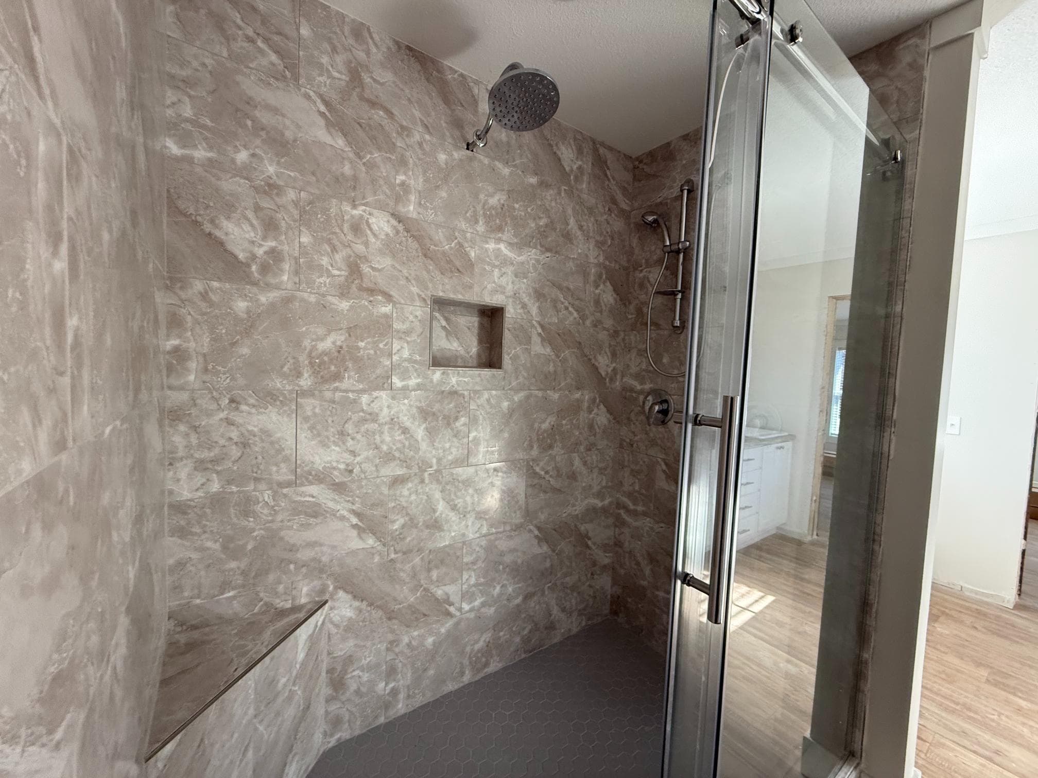 The kc bathroom home features