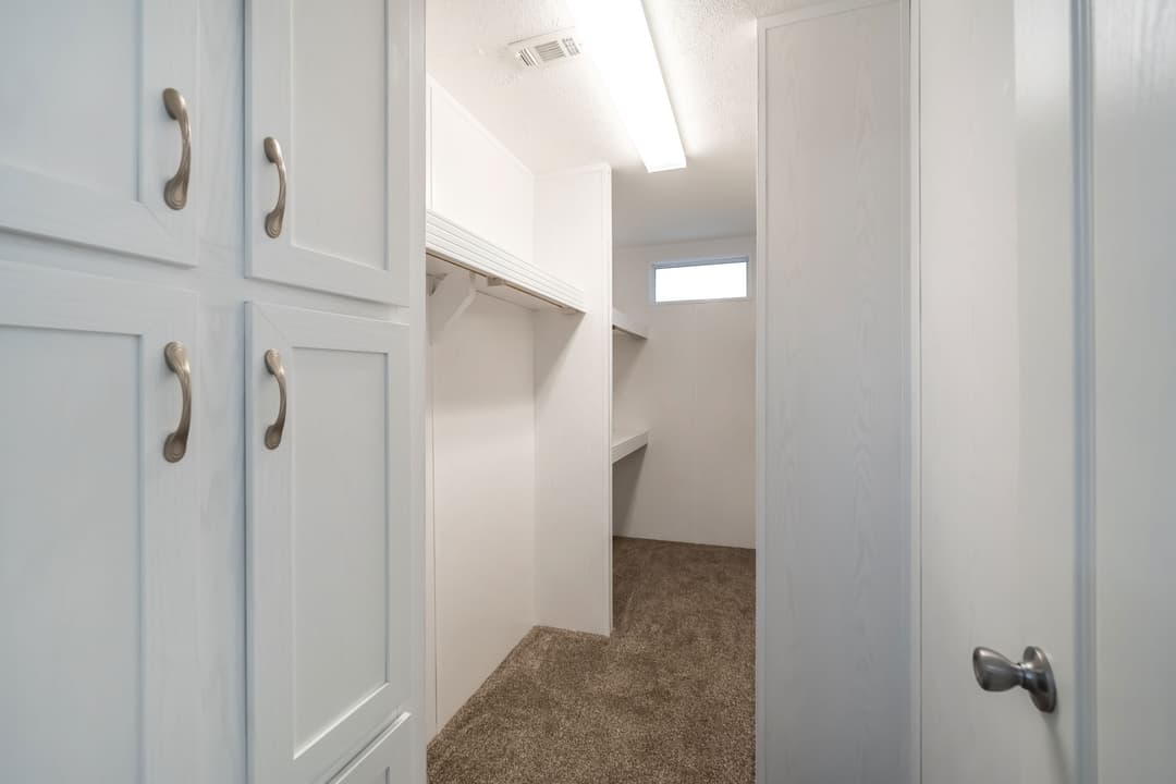 Md-50-32 interior home features