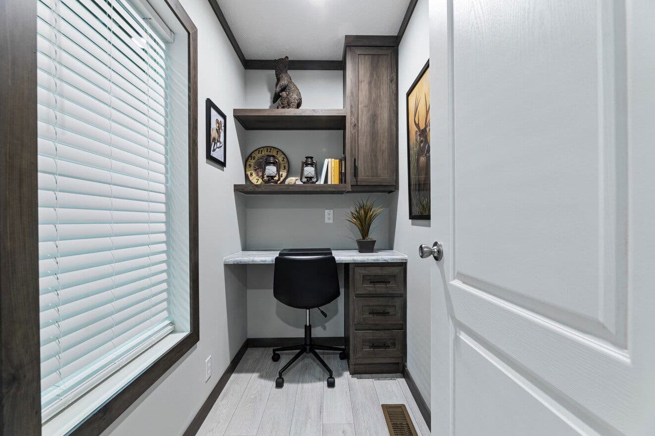 Elevation 32523d interior home features