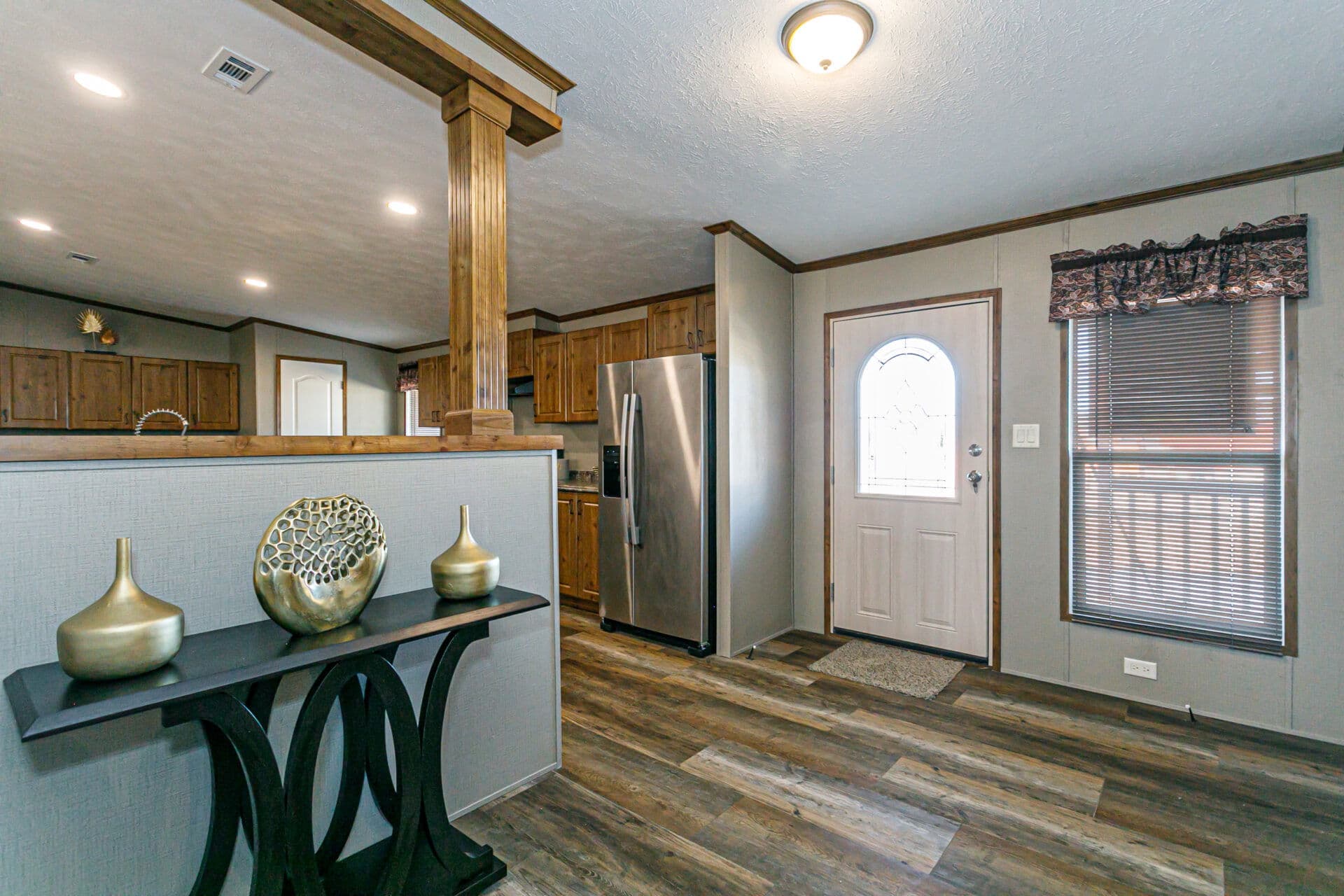 Doublewide h-3672-43a interior home features