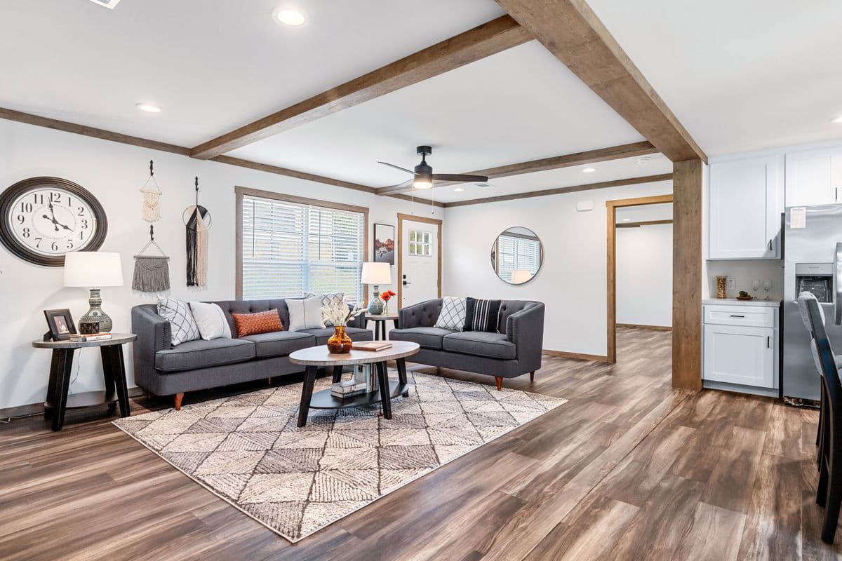 Farm 3 flex interior home features